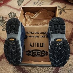 Womens safety toe shoes